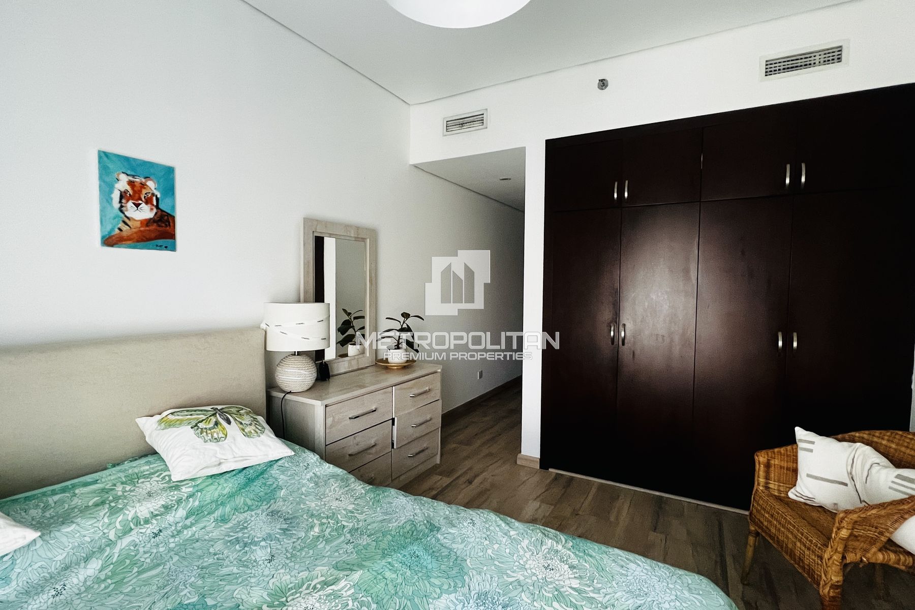 Marina View | Fully Upgraded | Furnished |Vacant
