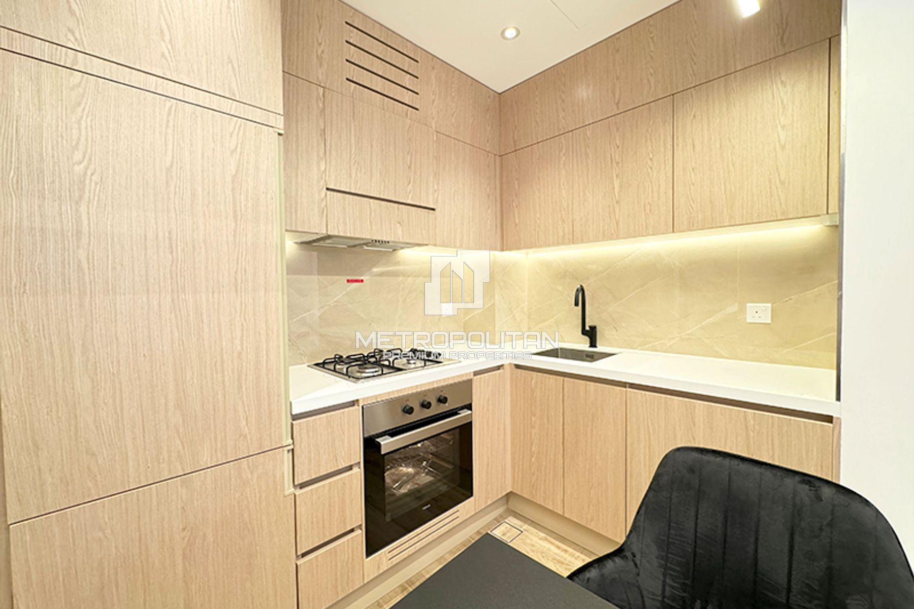 Studio Apartment for Rent in Oakley Square Residences, Jumeirah Village Circle - MPR-11212