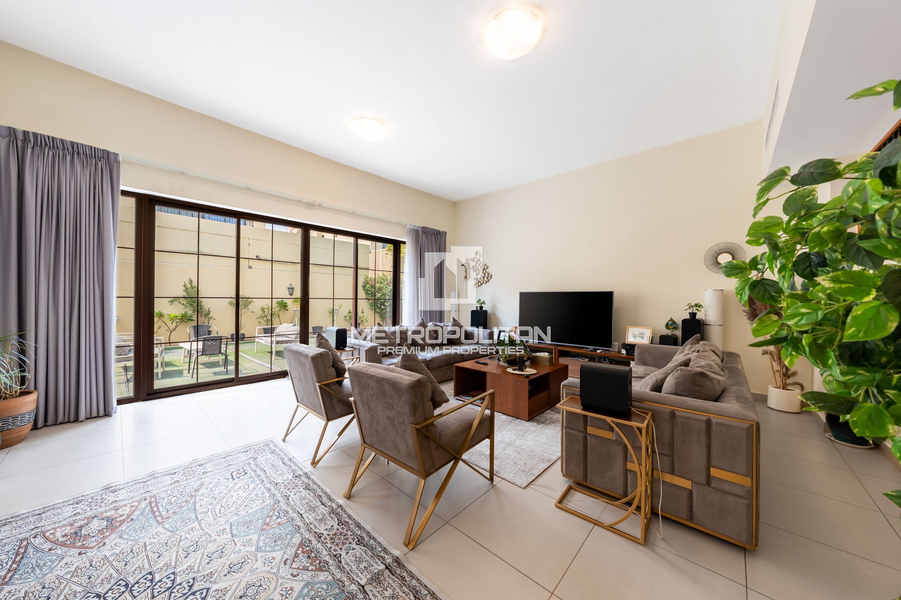 4BR Villa for Rent in Nad Al Sheba Villas, Nad Al Sheba - MPR-11220