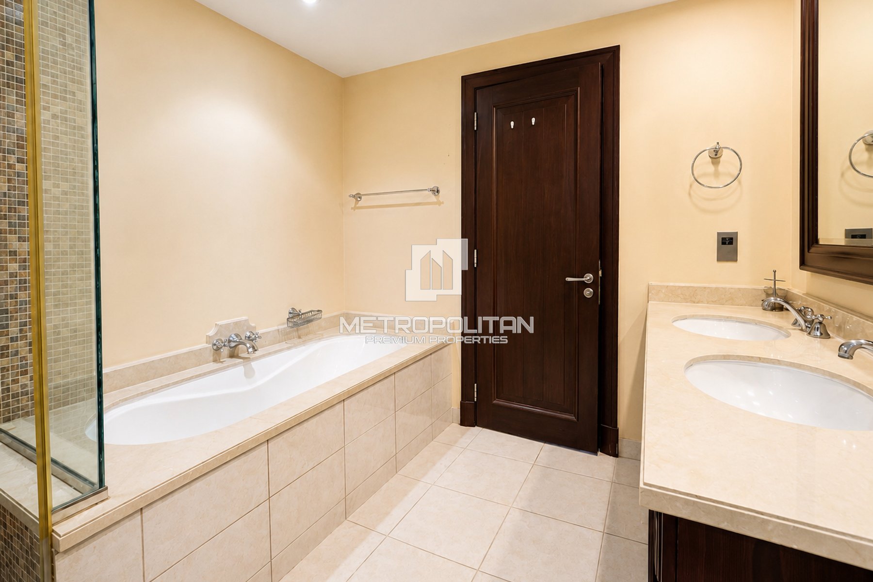 Burj Khalifa View | Maid Room | Vacant | Furnished