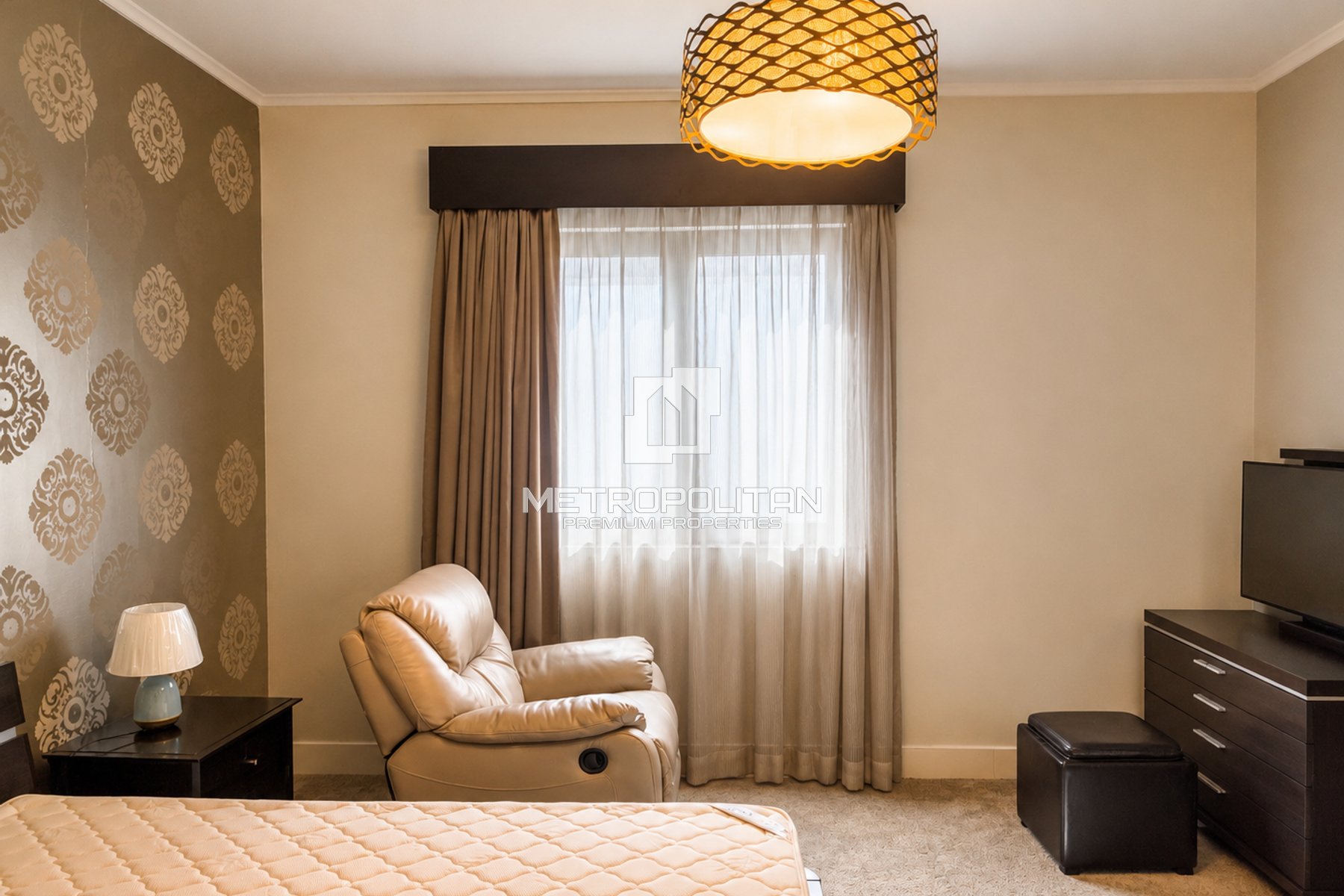 Burj Khalifa View | Maid Room | Vacant | Furnished