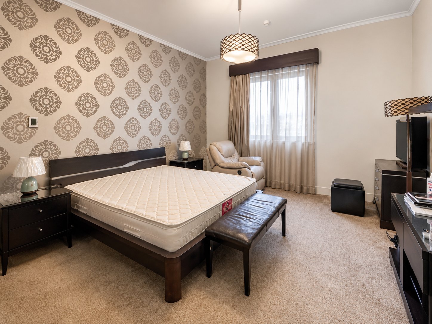 Burj Khalifa View | Maid Room | Vacant | Furnished