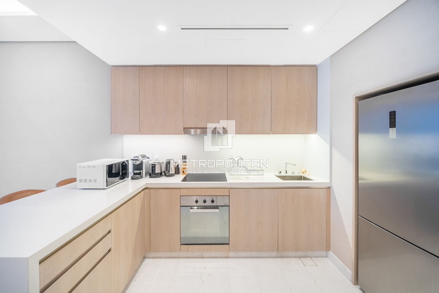 1BR Apartment for Rent in The Palm Tower, Palm Jumeirah - MPR-11224