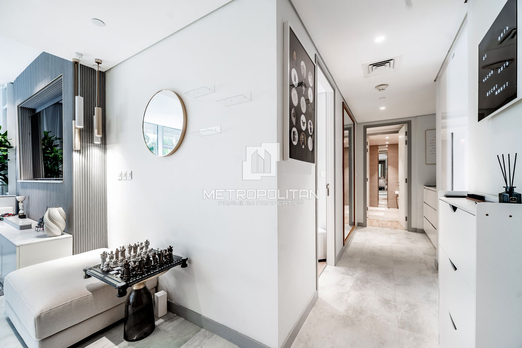 Upgraded | Furnished | Garden View | Island Living