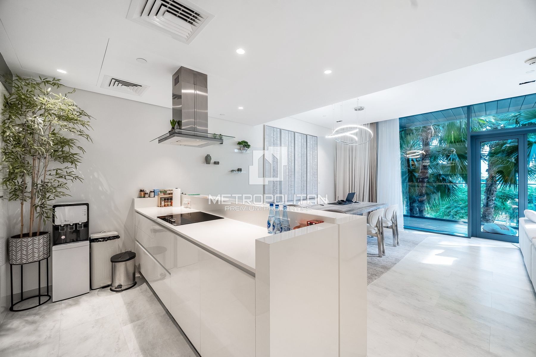 Upgraded | Furnished | Garden View | Island Living