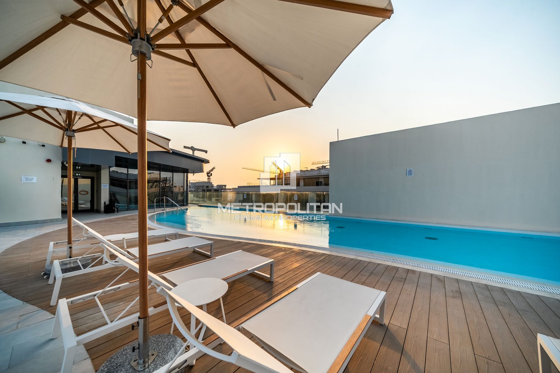 Move-in Ready |Rooftop Pool |5 min to City Walk |DIFC