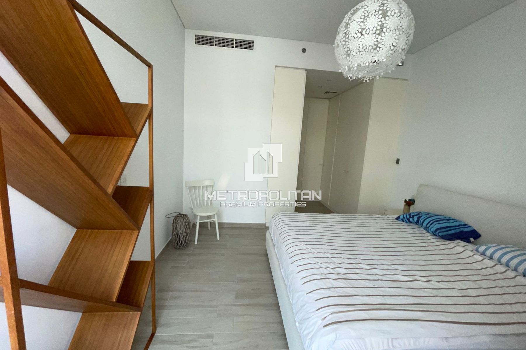 1 Bedroom  | 12 Cheques | Available from 1st March