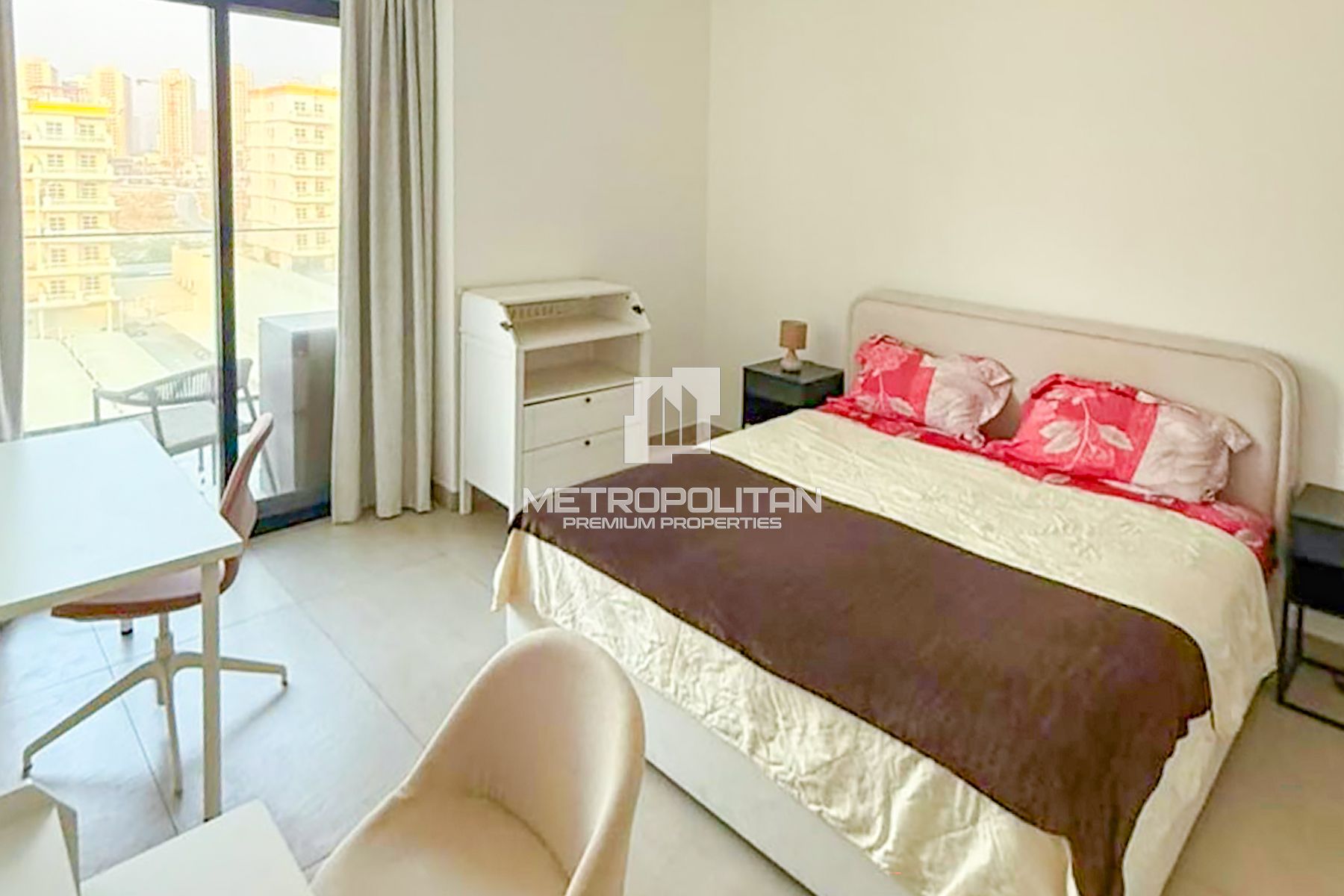Massive Layout | Fully Furnished | 1 Bed Apt