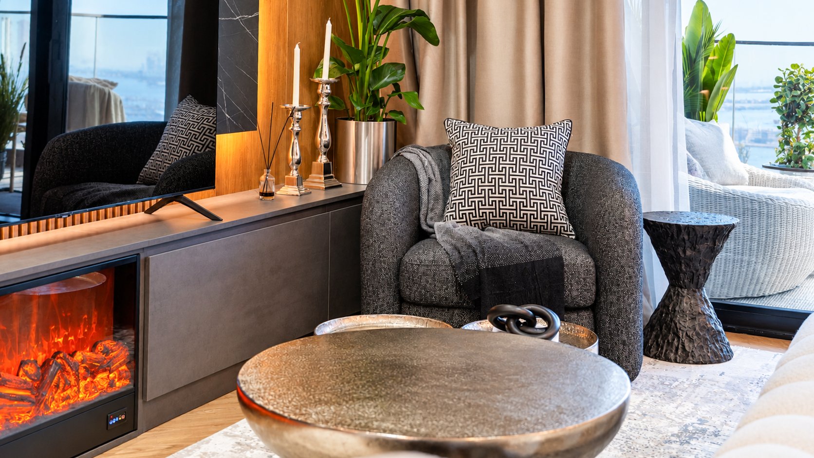 Ain and Palm Dubai View I Furnished | High Floor