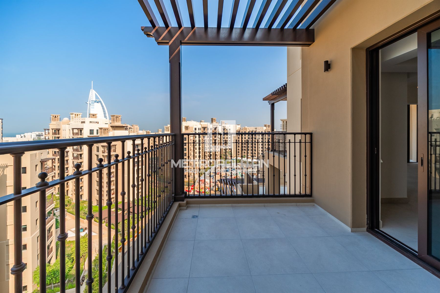 4BR Top Floor | Prime Location | Burj Al Arab View