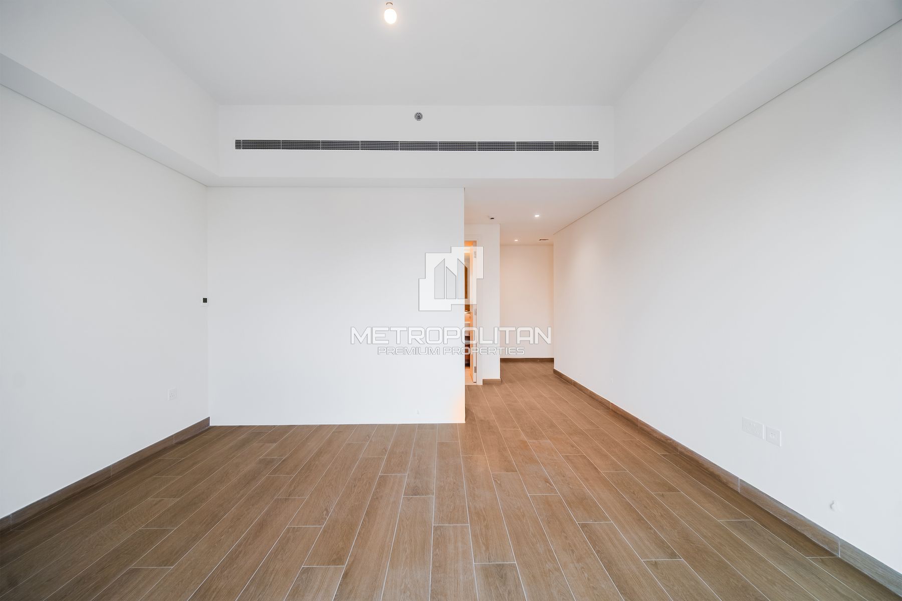 4BR Top Floor | Prime Location | Burj Al Arab View