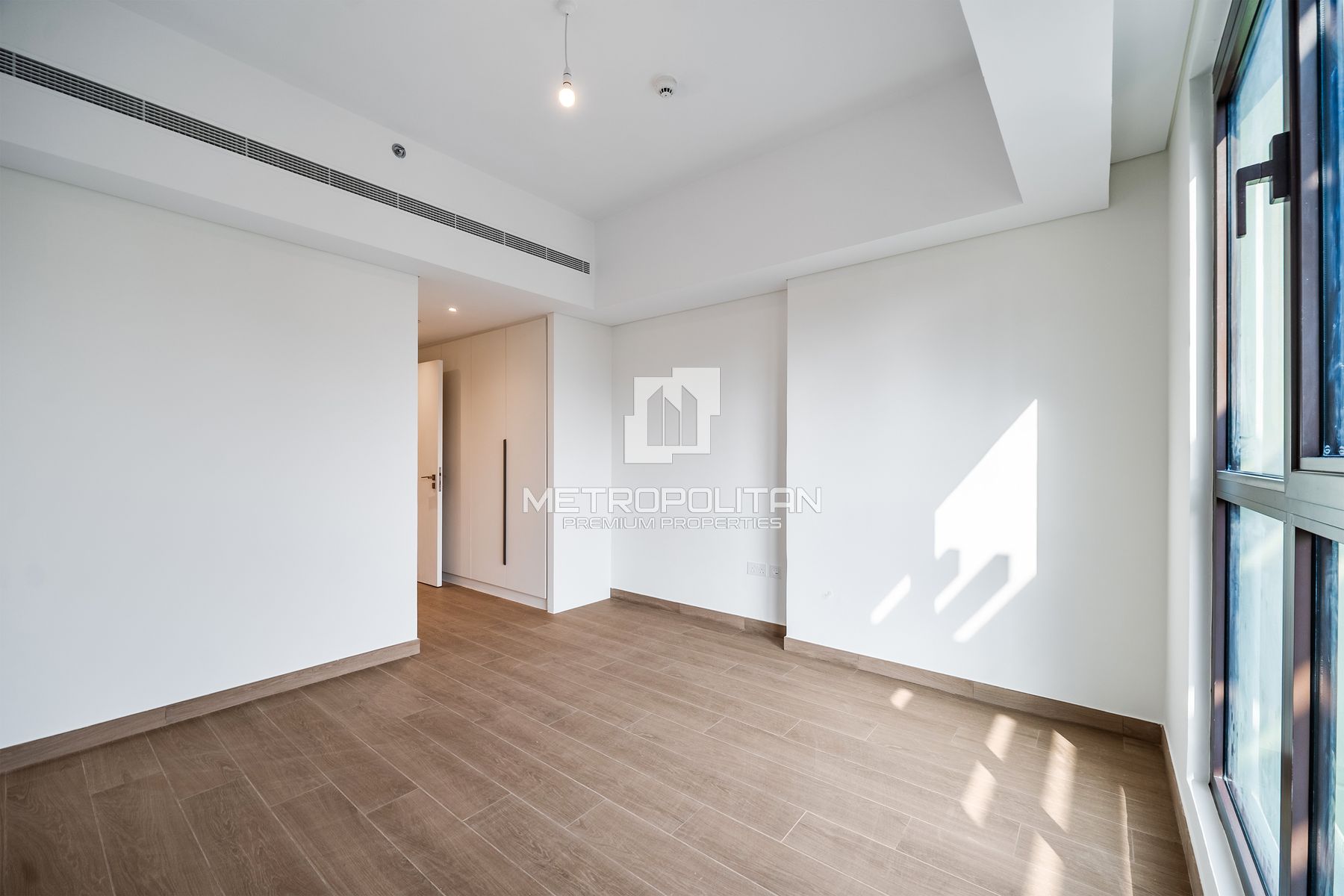 4BR Top Floor | Prime Location | Burj Al Arab View