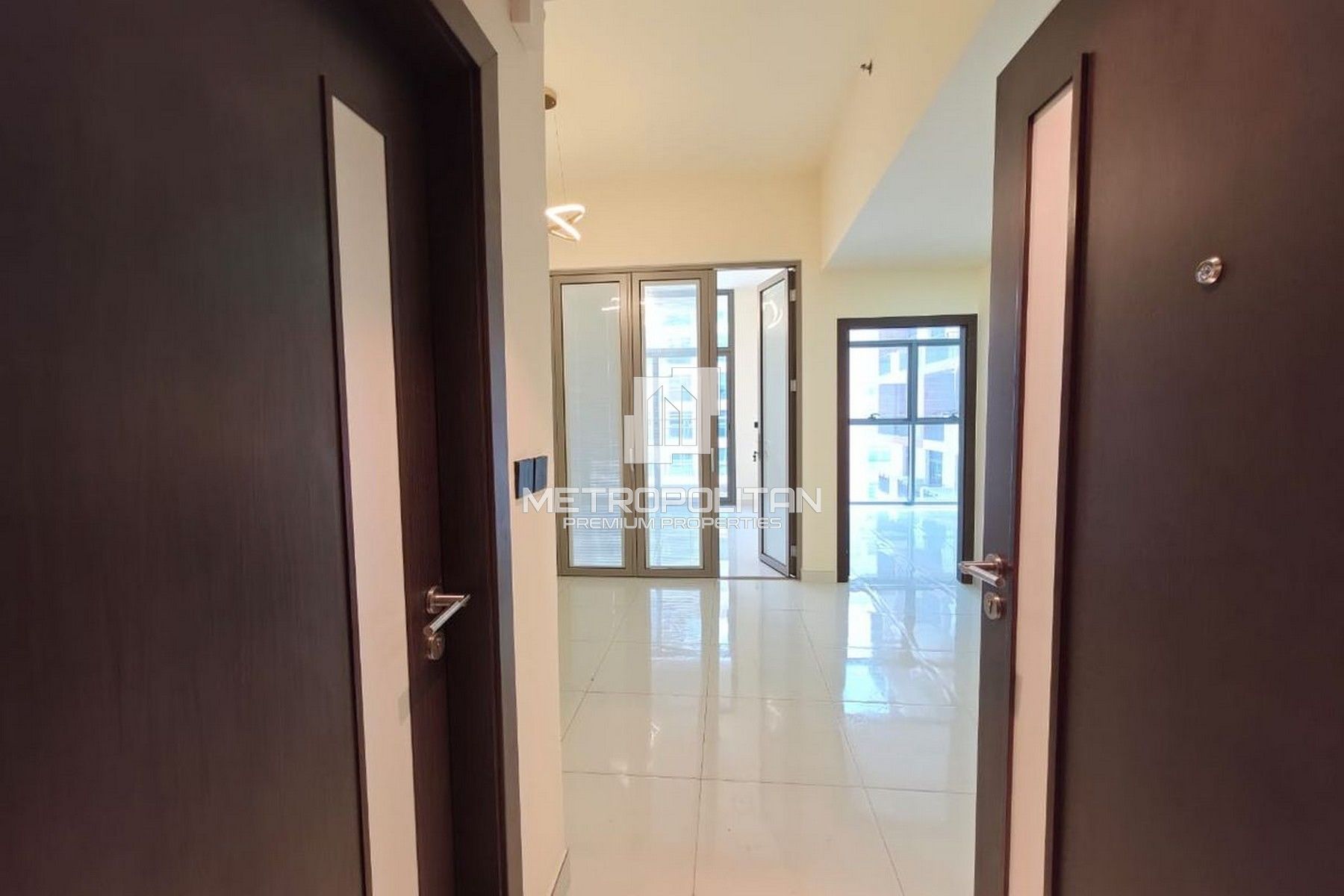 Pool View | Spacious Layout |High Floor |4 Cheques