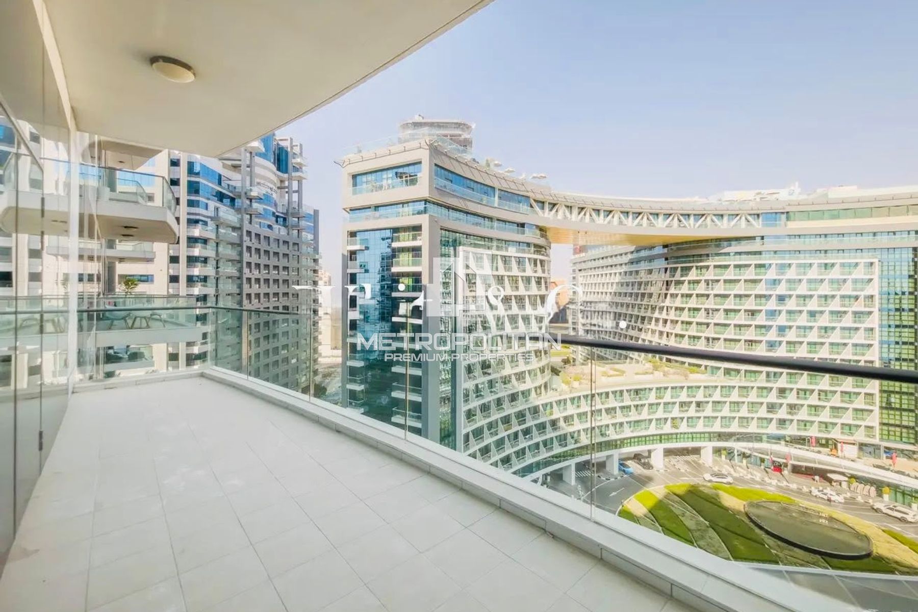 Vacant  | High floor |  Partial Sea View