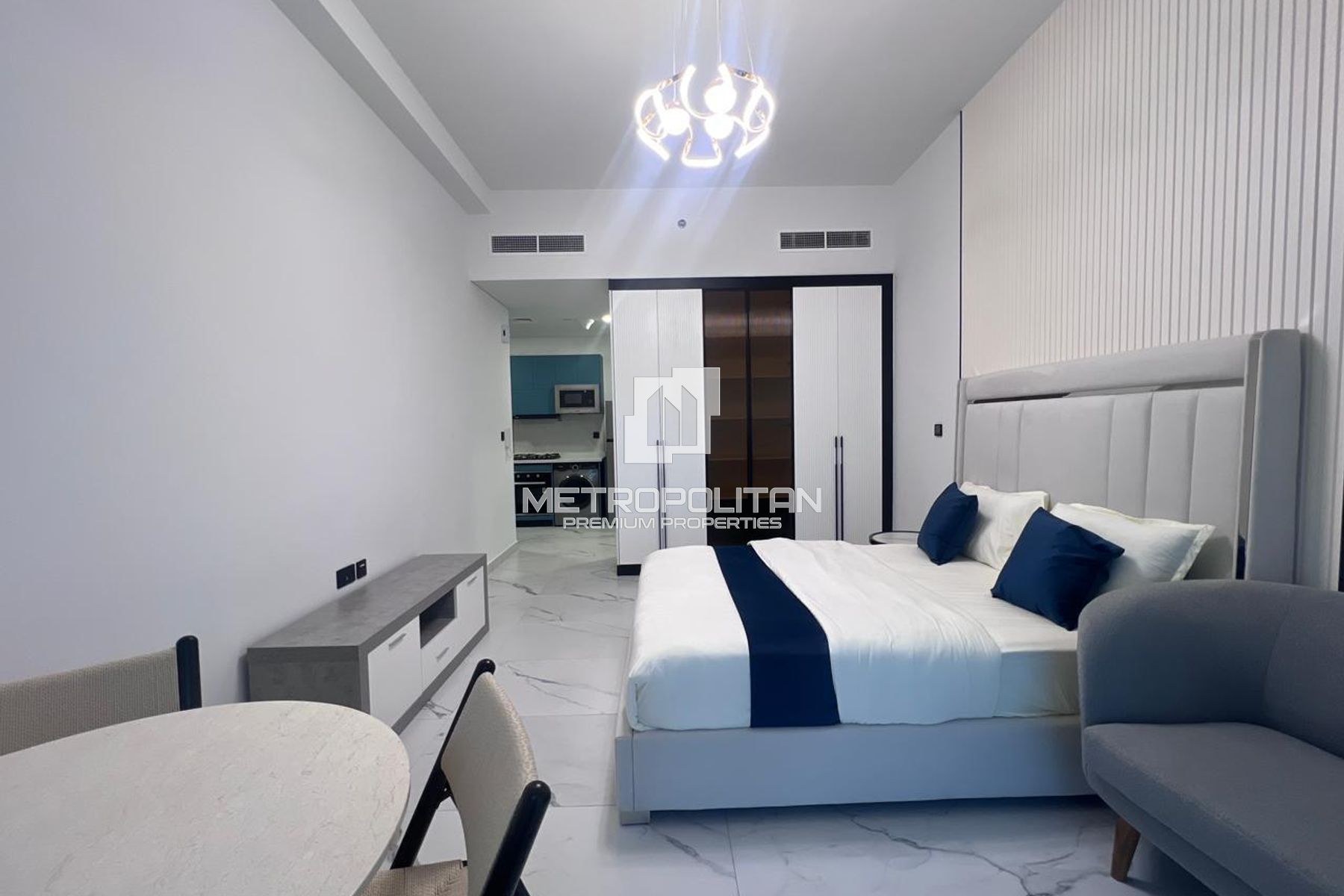 Presidential Studio | Private Pool | Furnished