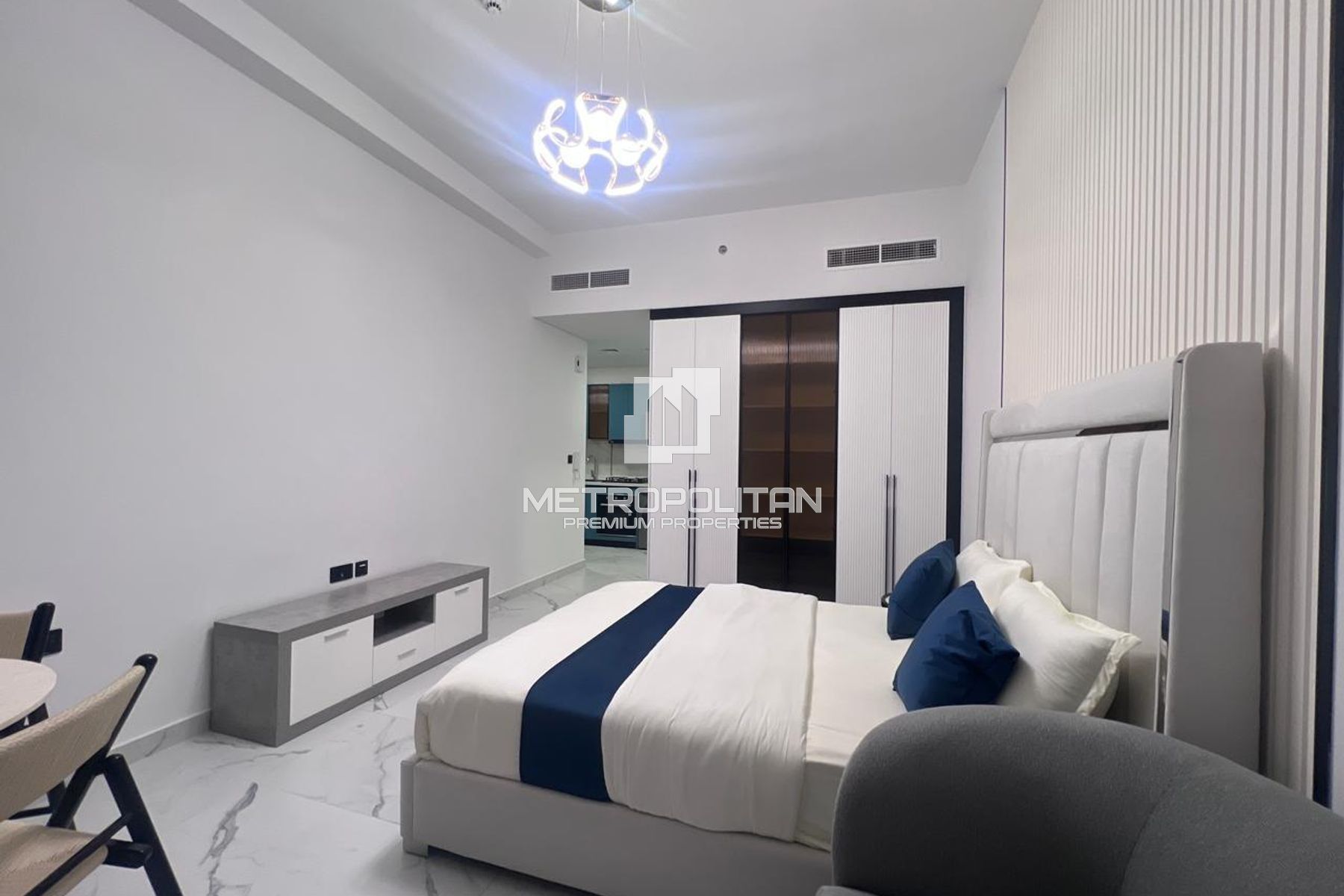 Presidential Studio | Private Pool | Furnished