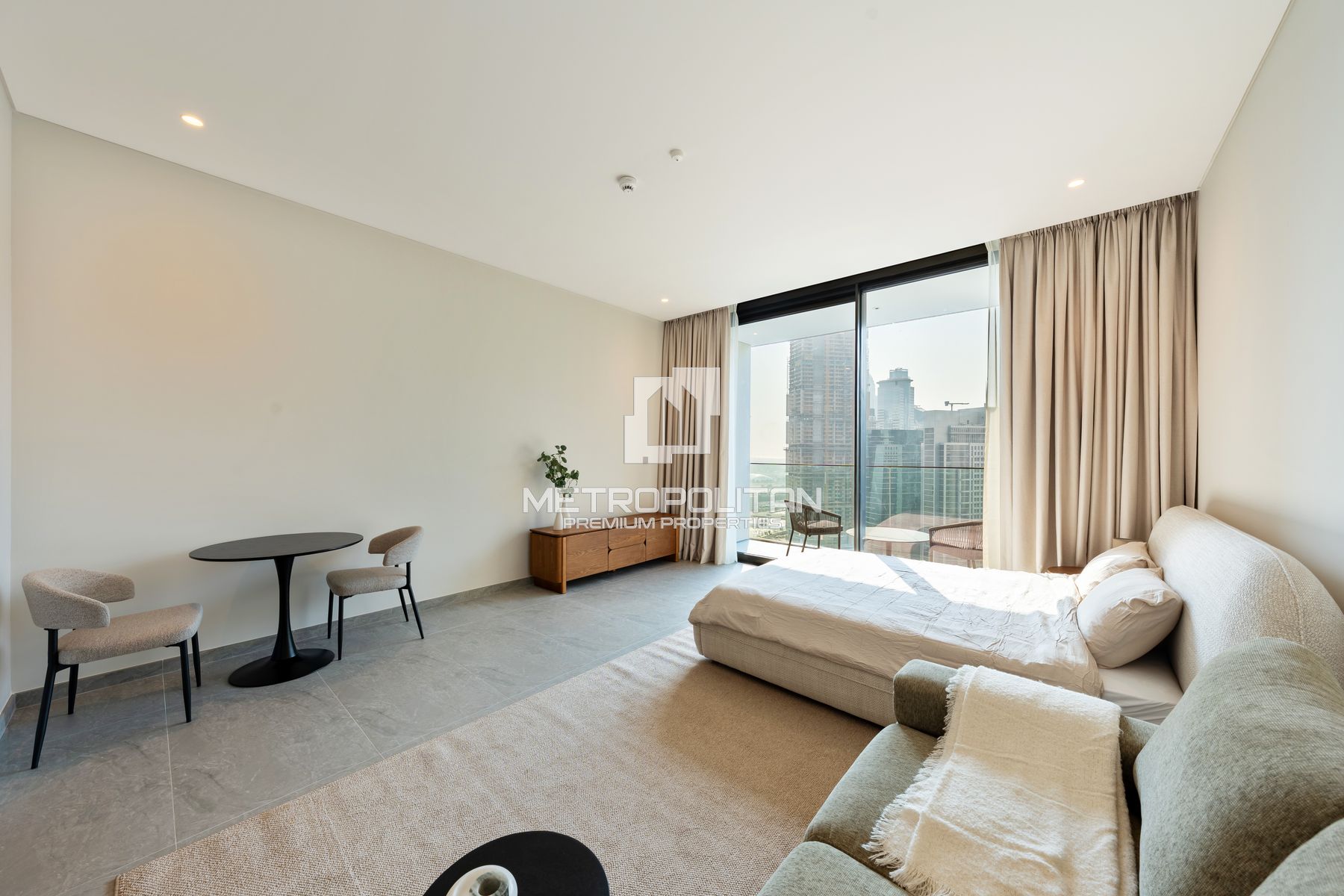 Studio Apartment for Rent in Peninsula Four, Business Bay - MPR-11266