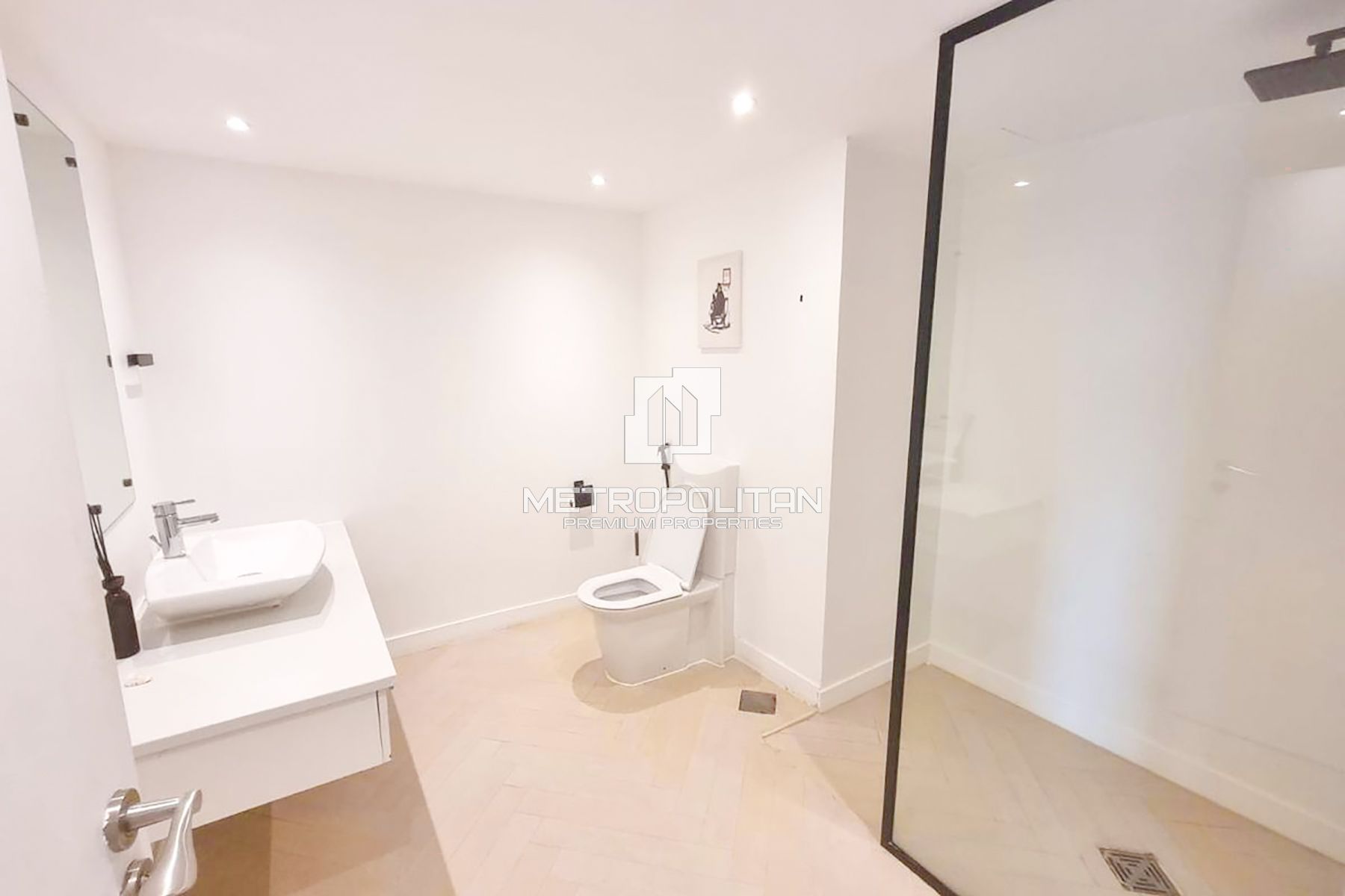 Furnished | High Ceiling | Full Marina View