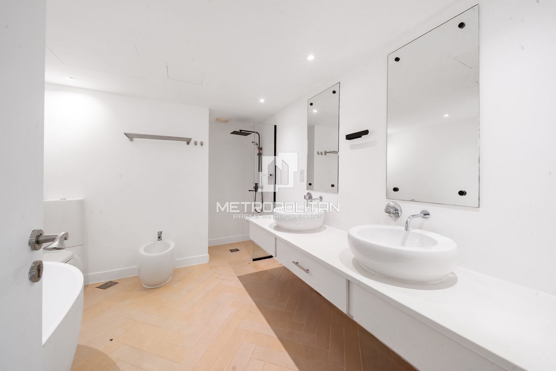 Furnished | High Ceiling | Full Marina View