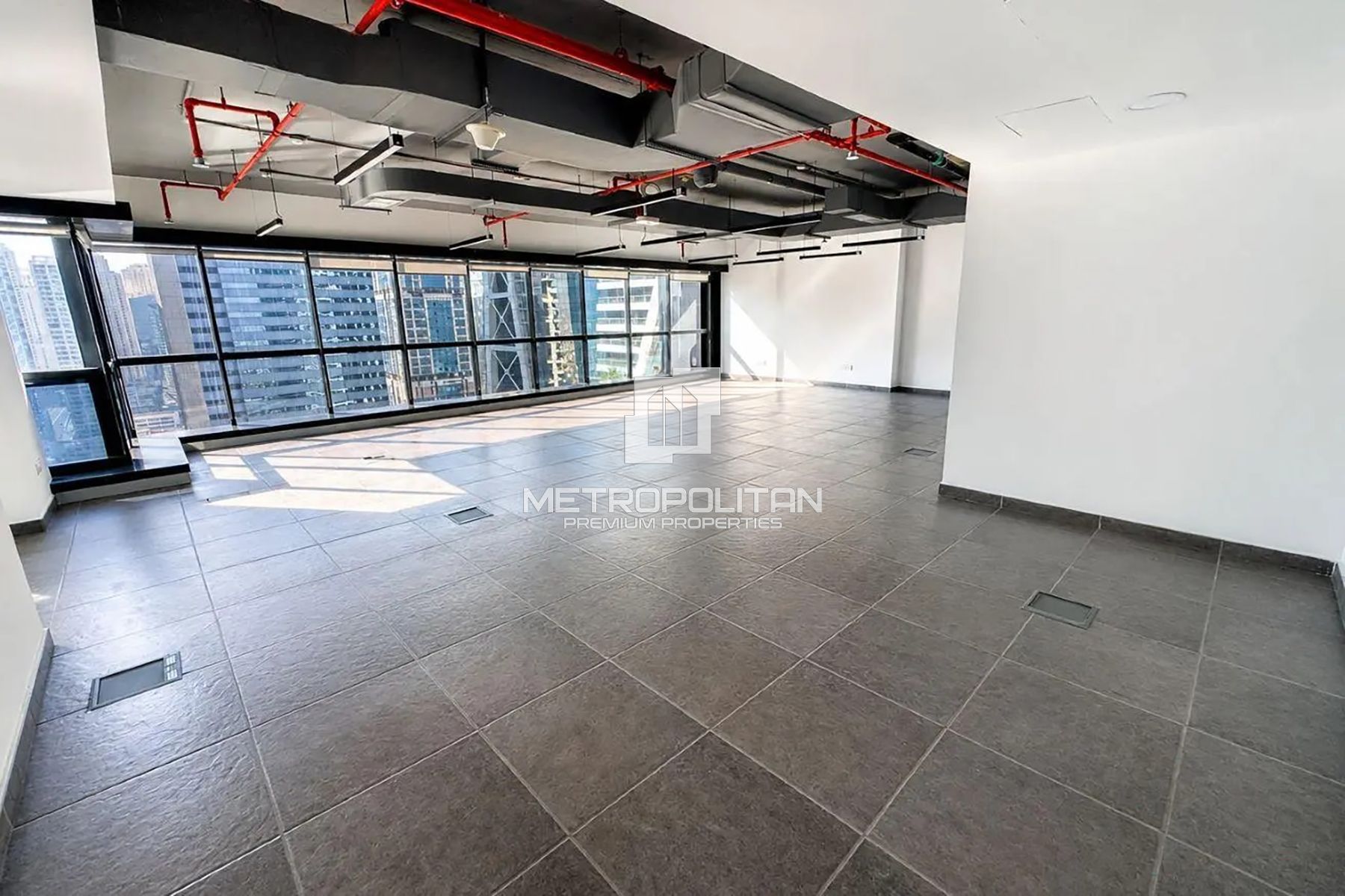 DMCC Licensed | Lake View | Grade A Office