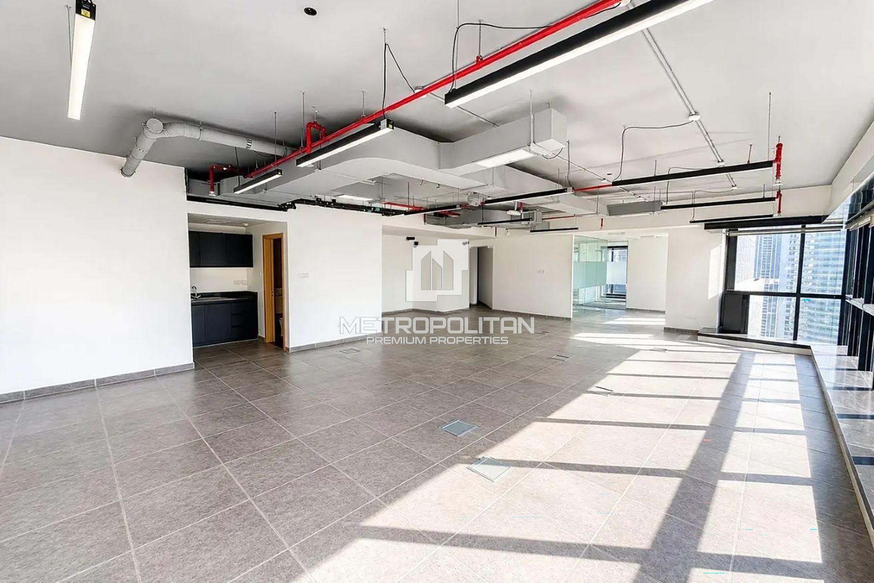 DMCC Licensed | Lake View | Grade A Office