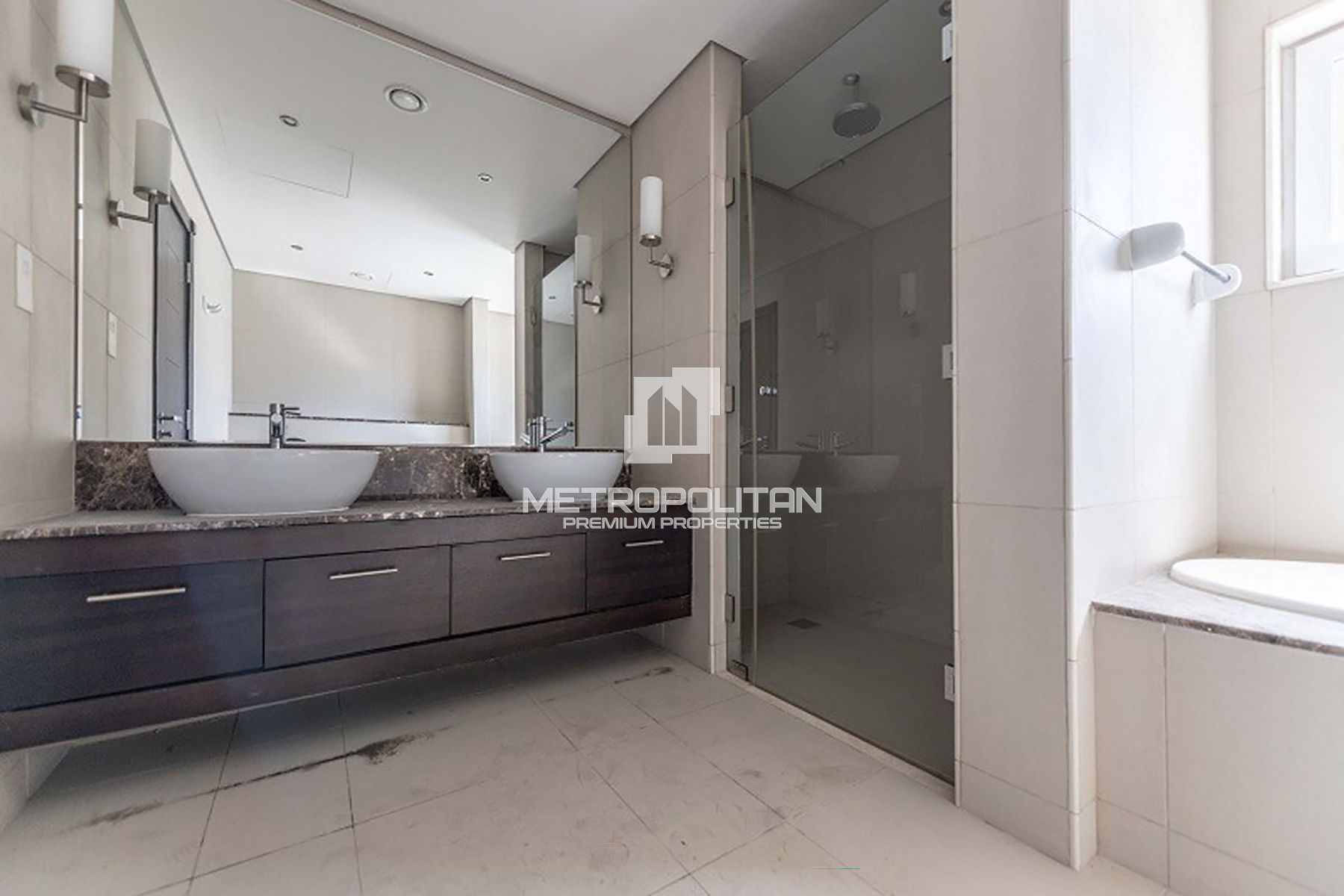 Single Row 5 Bed Villa | Park View | Unfurnished