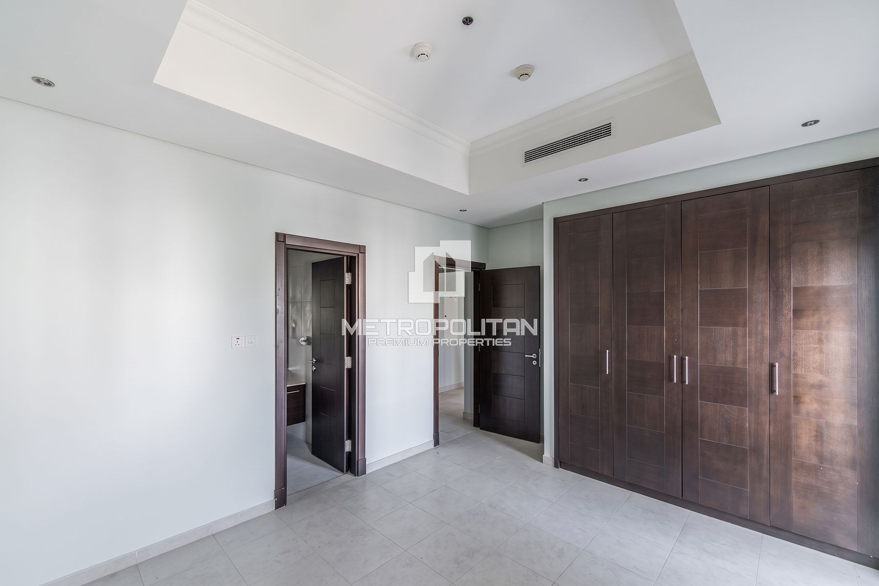 Single Row 5 Bed Villa | Park View | Unfurnished