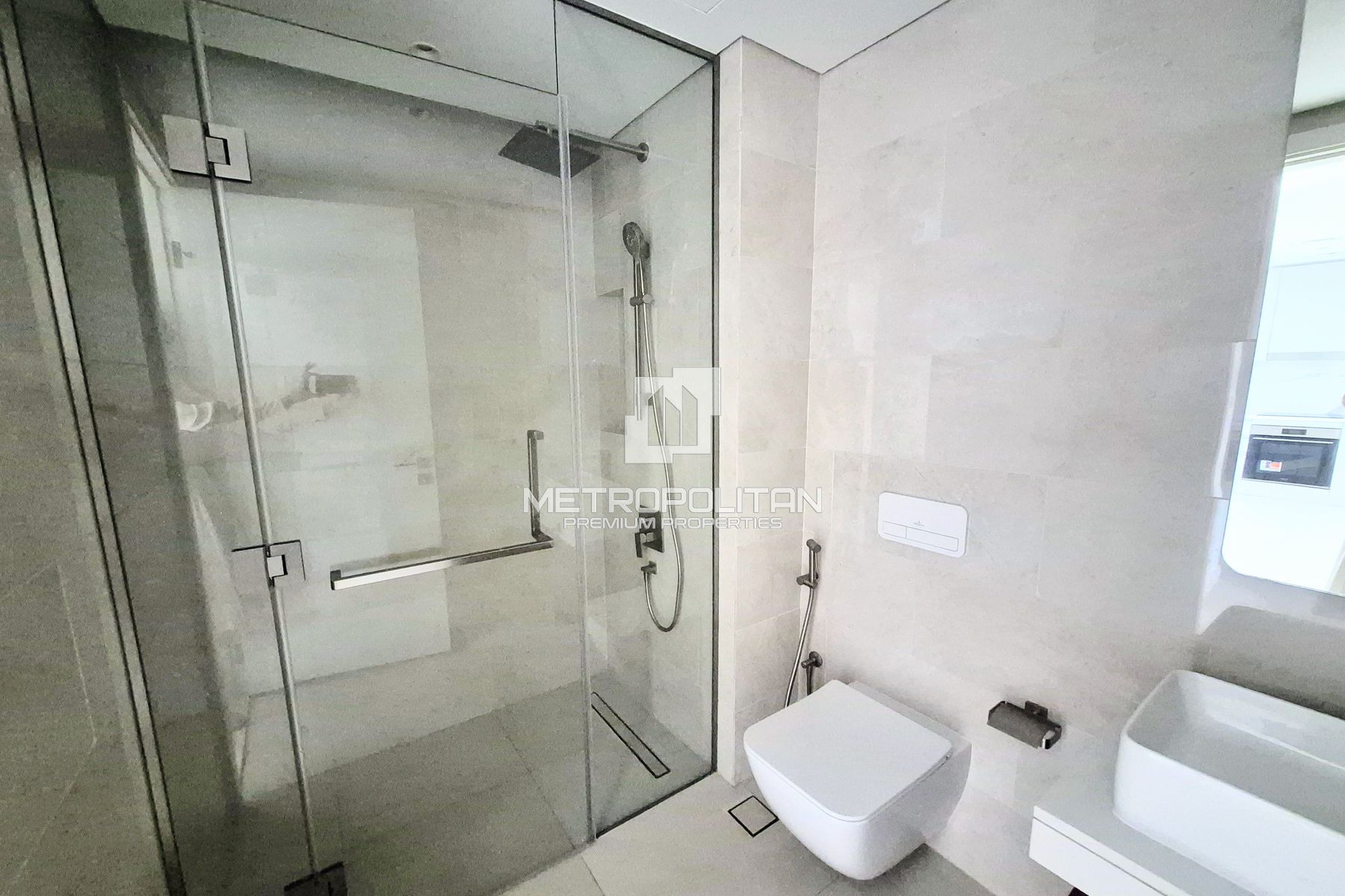 High Floor | Bright | Pool View | Prime Location