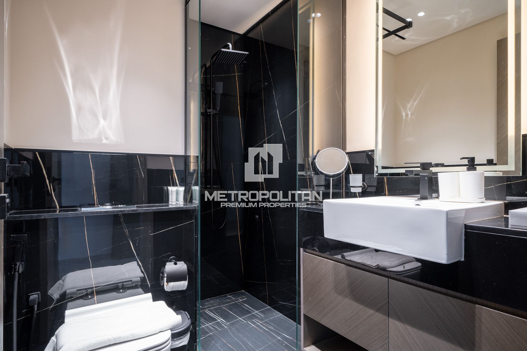 Furnished | Private Jacuzzi | En-Suite| High floor