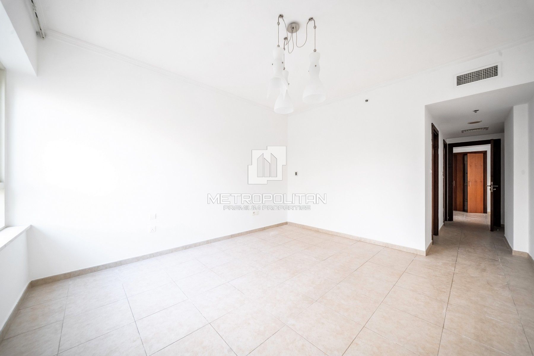 Full Marina View | Steps to Beach | Marina Living