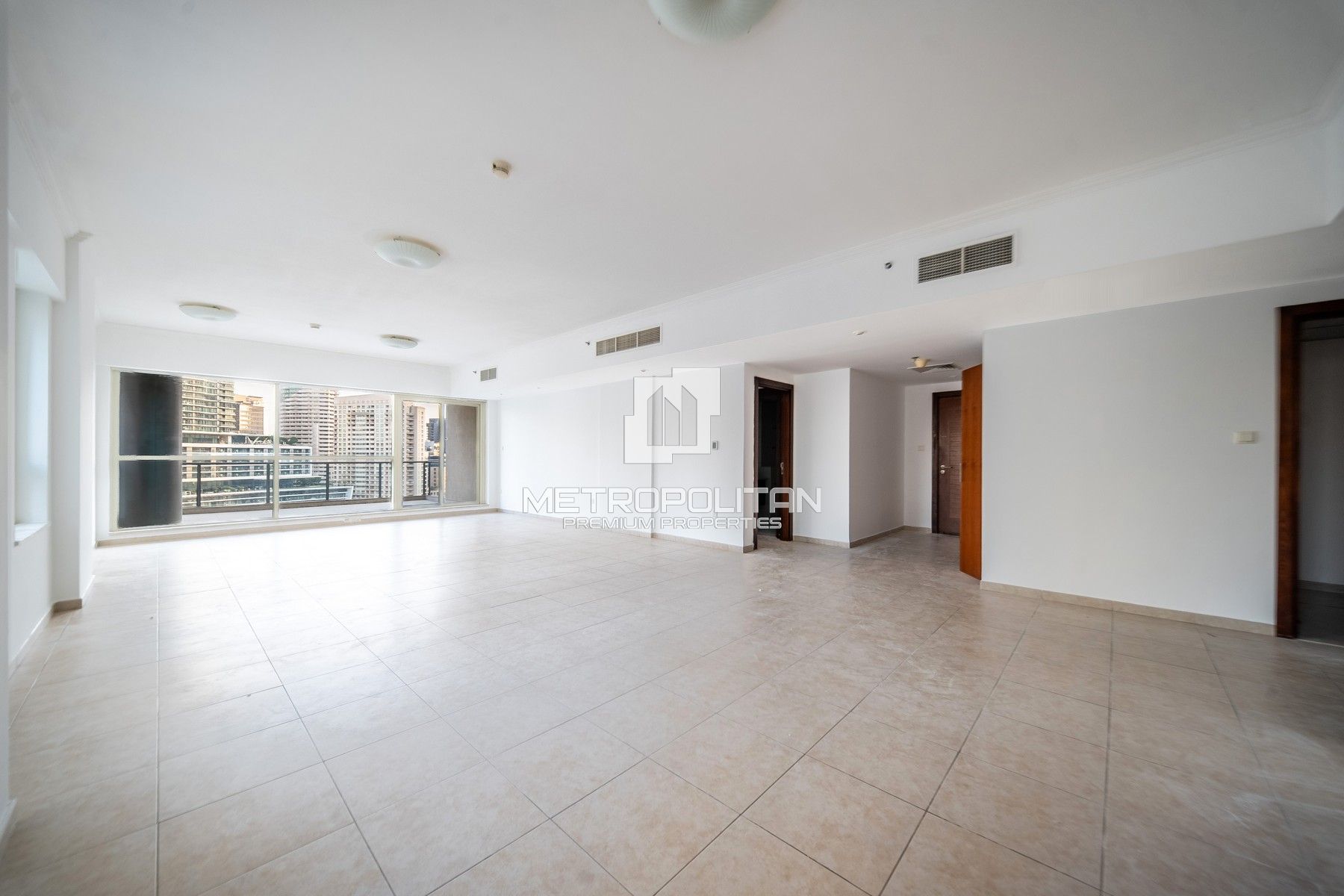Full Marina View | Steps to Beach | Marina Living