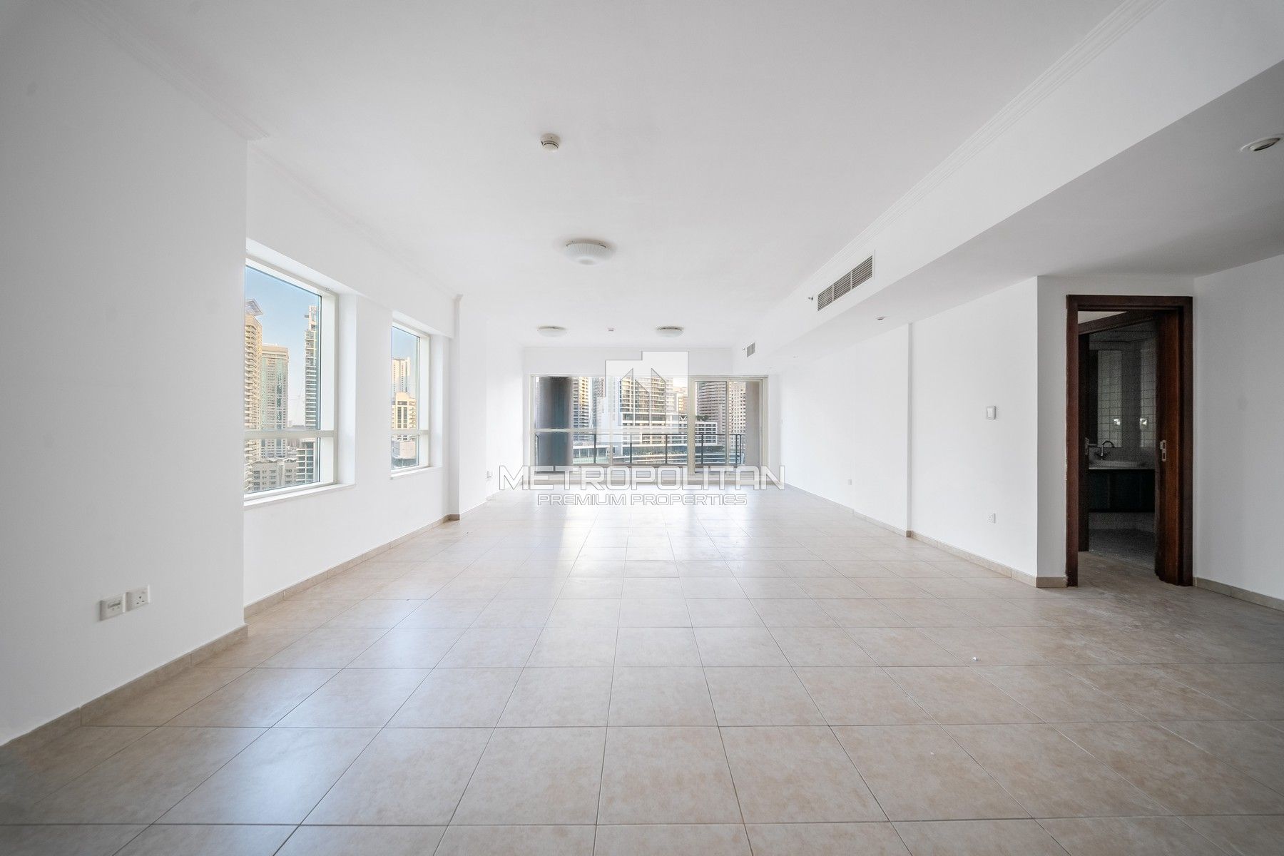 Full Marina View | Steps to Beach | Marina Living