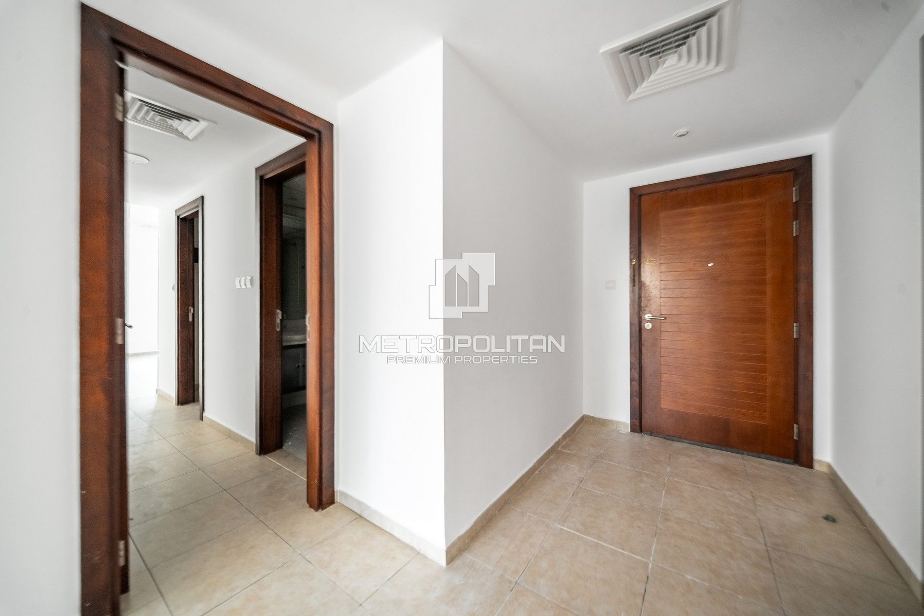 Full Marina View | Steps to Beach | Marina Living