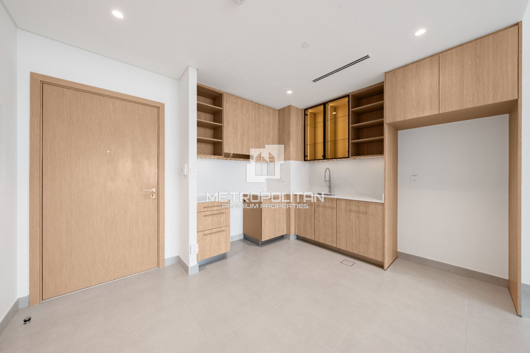 Unfurnished | Available to Move In | Low Floor