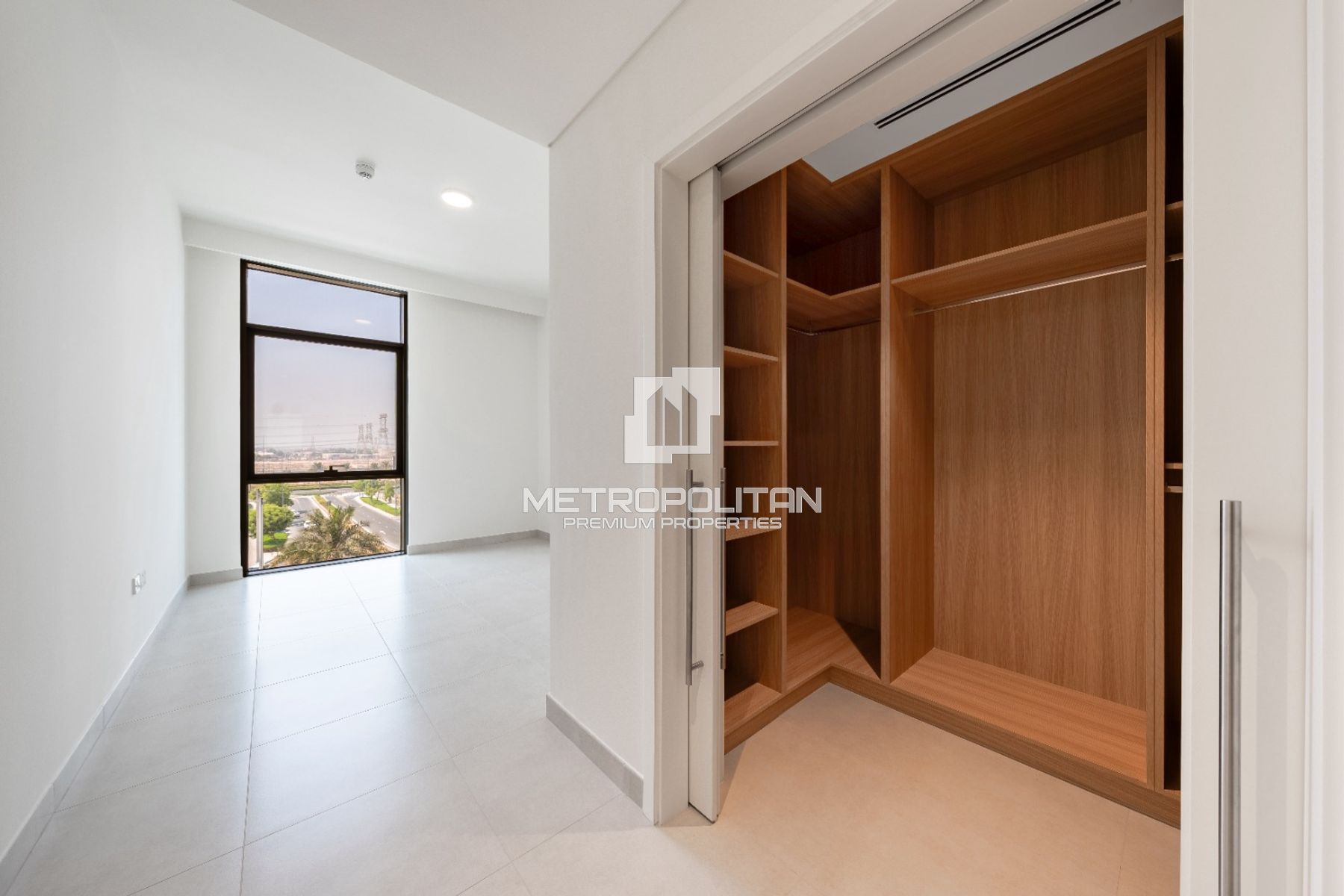 Unfurnished | Available to Move In | Low Floor