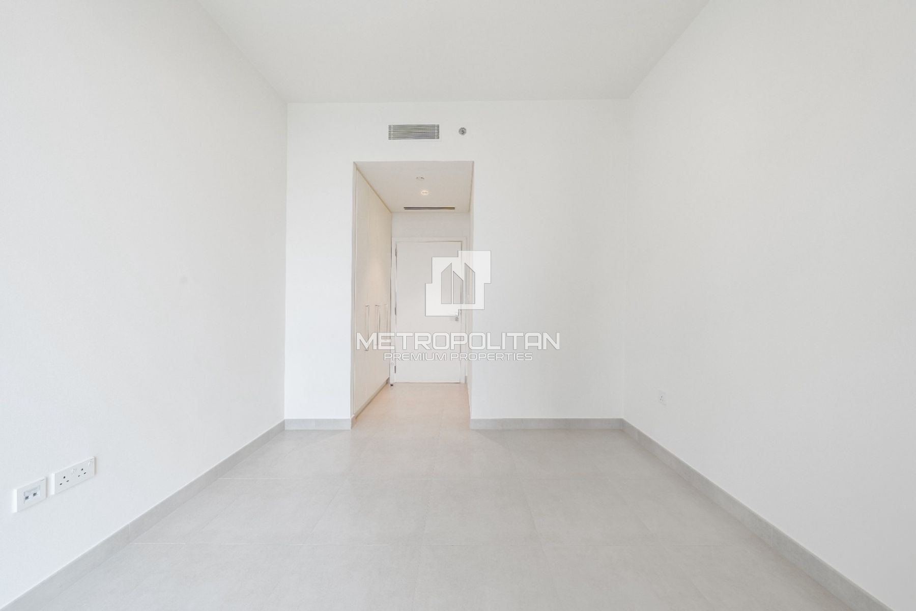 Unfurnished | Available to Move In | Low Floor