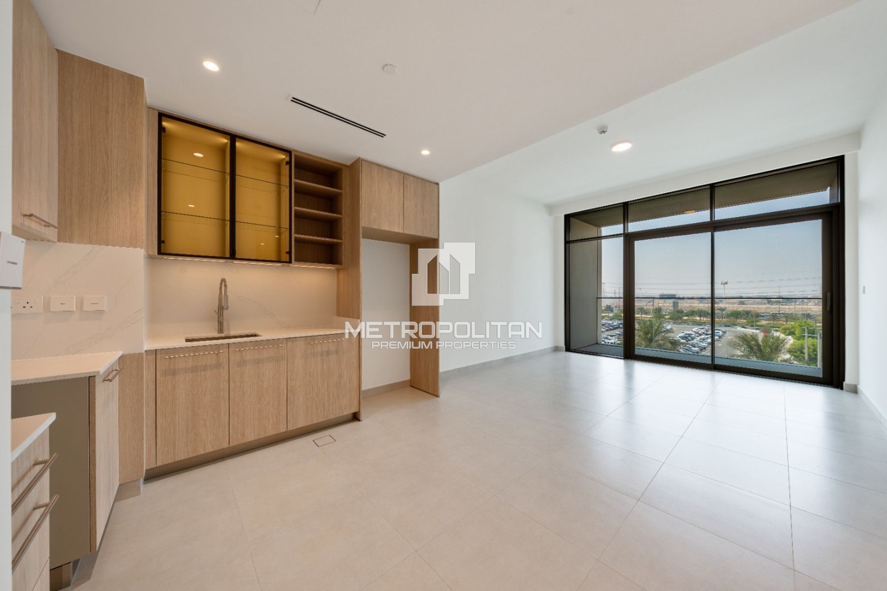 Unfurnished | Available to Move In | Low Floor