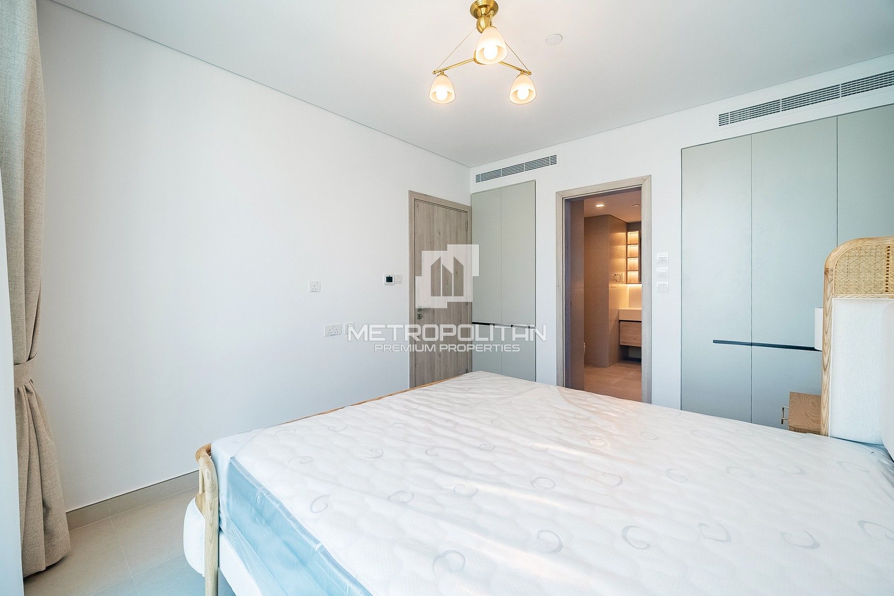 Available Now | High Floor | Unfurnished