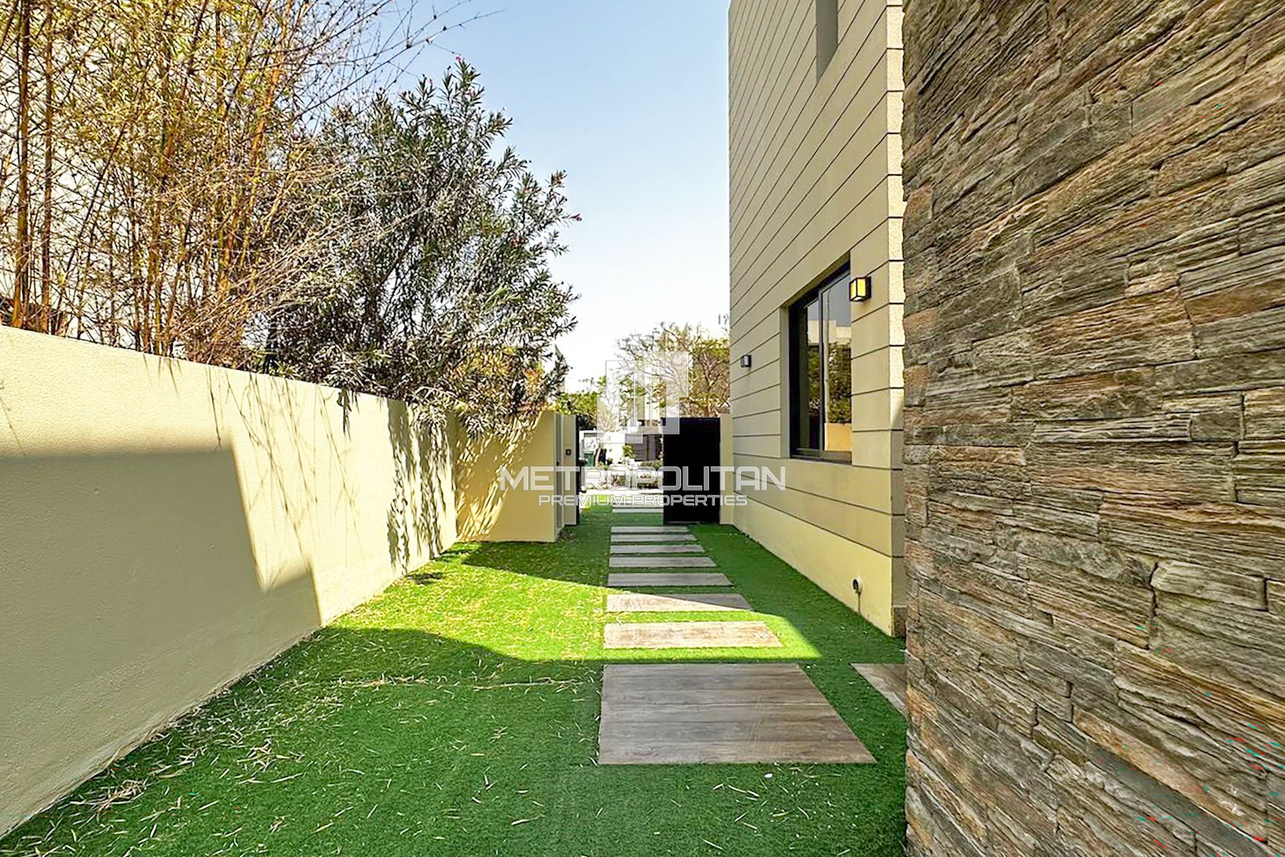 Vacant | Fully Furnished | Large Plot | Bright