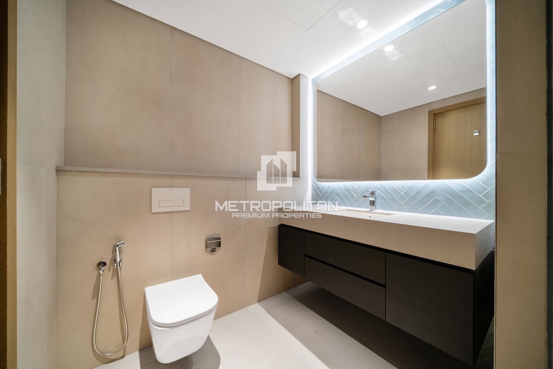 Park View | Spacious | Brand New | Central Park