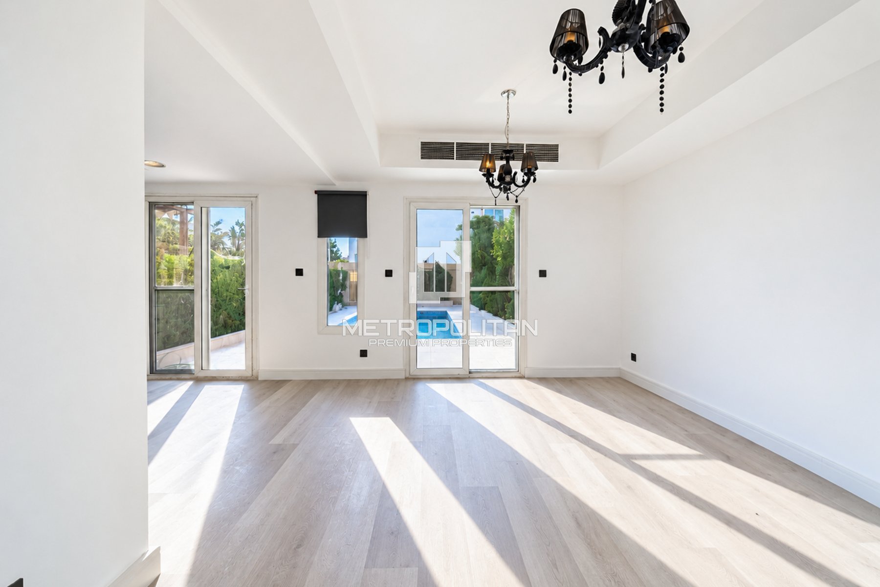 Extended | Upgraded | Private Swimming Pool