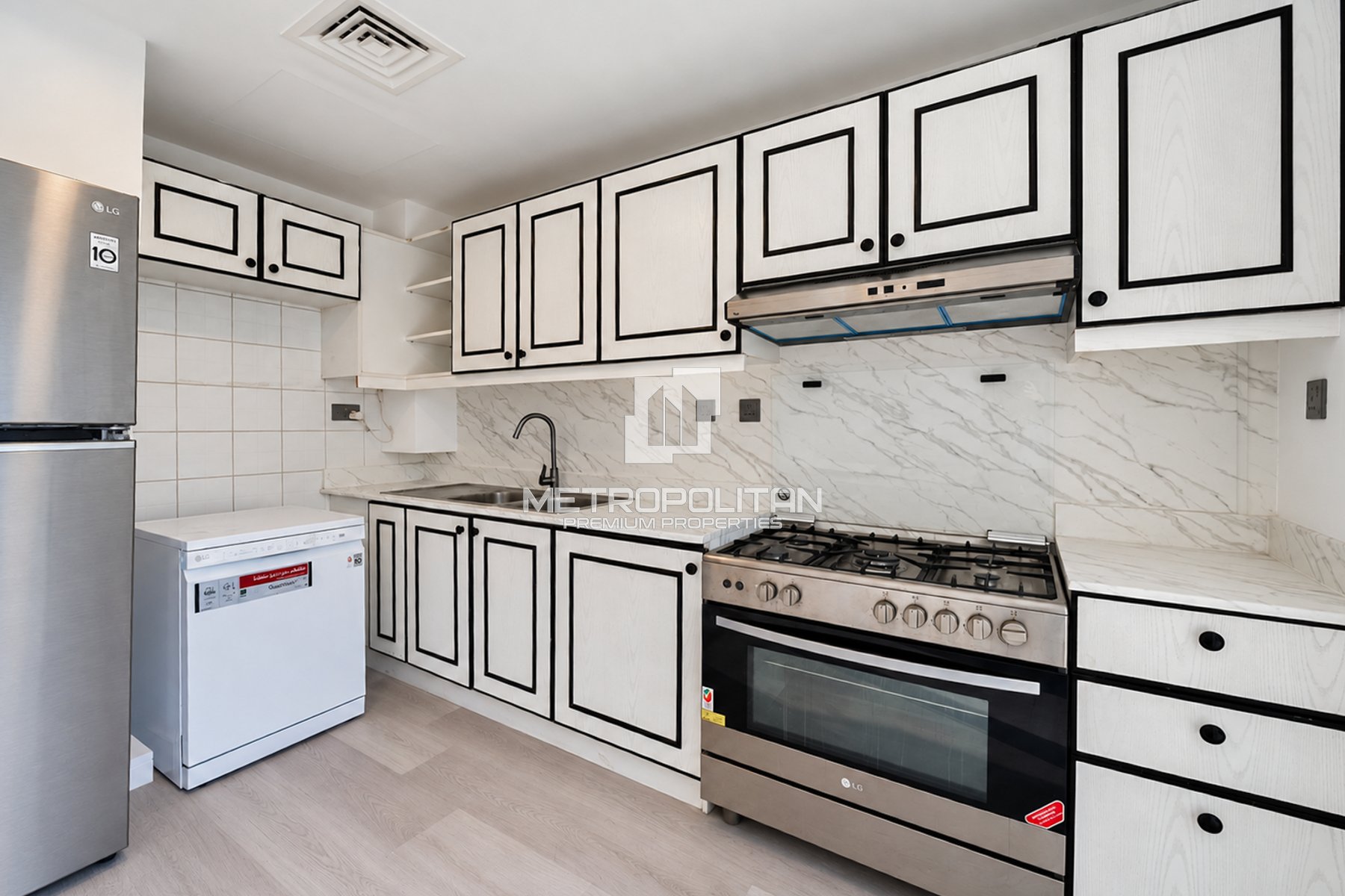 Extended | Upgraded | Private Swimming Pool