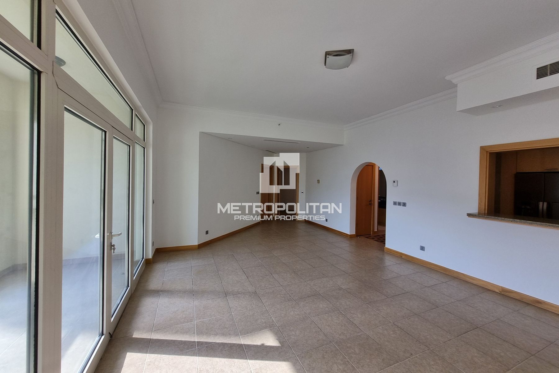 2BR Apartment for Rent in Al Khudrawi, Palm Jumeirah - MPR-11316