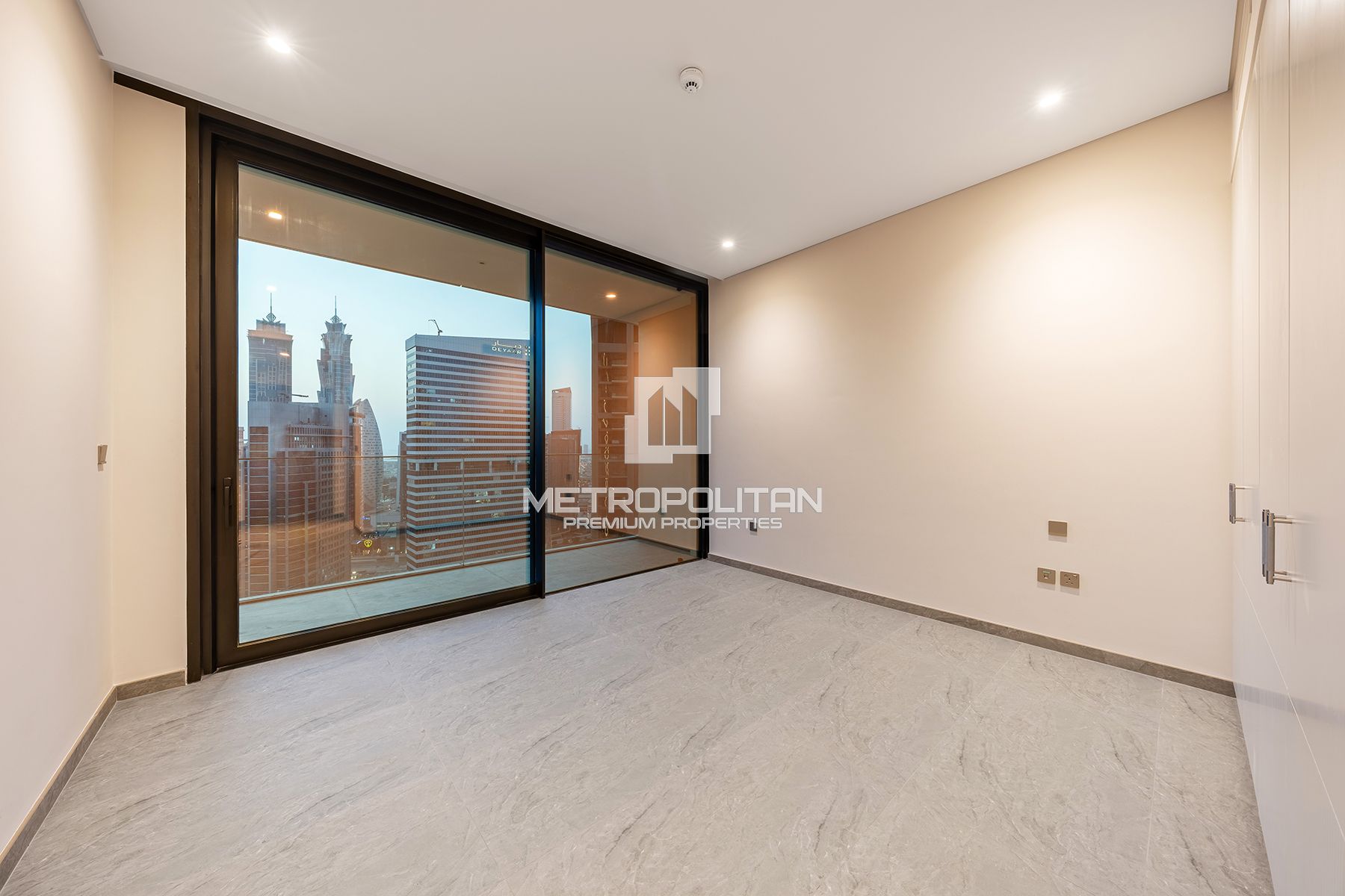 High Floor | Skyline and Canal View | Brand New