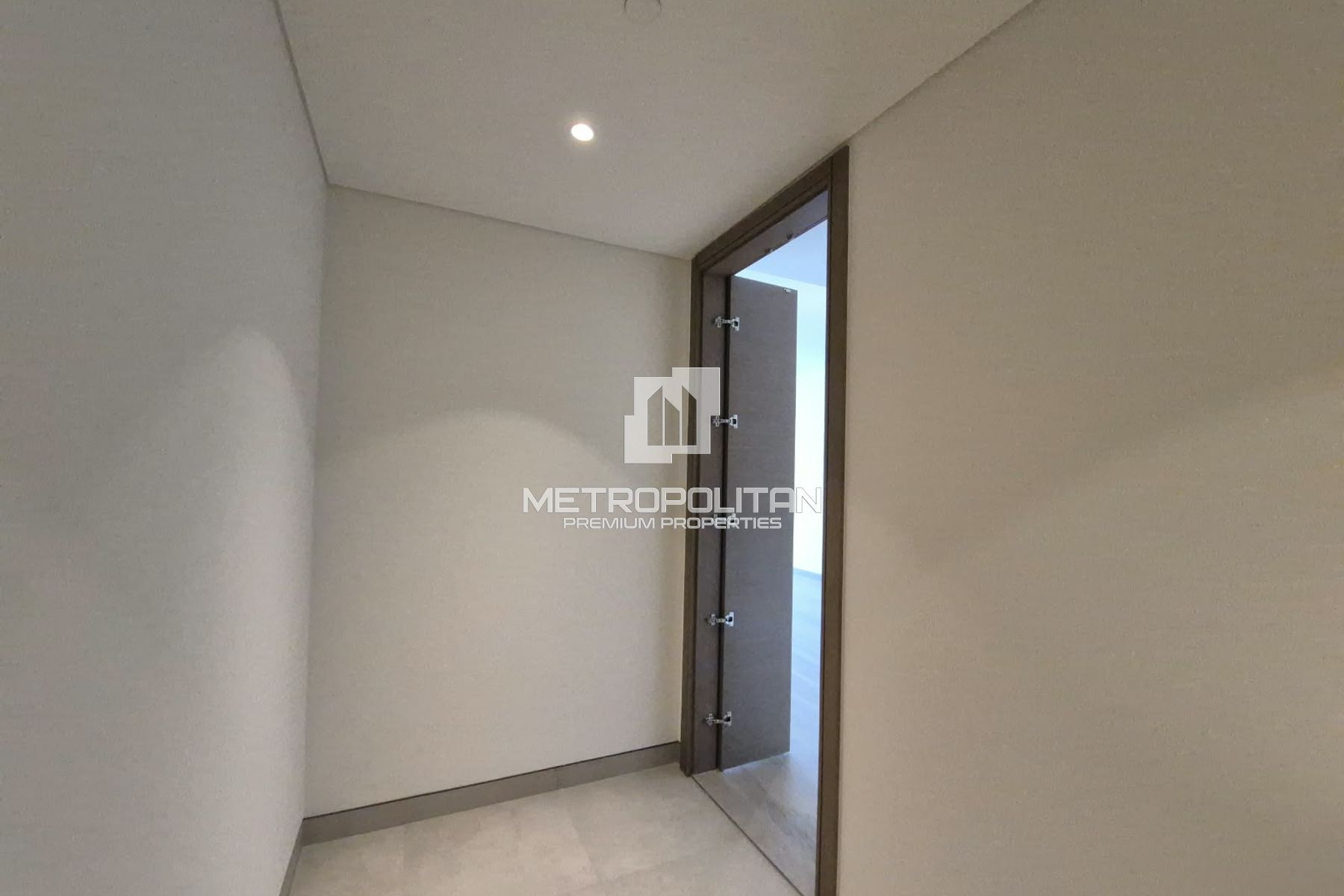 High Floor | Study Room | Fully Equipped Kitchen