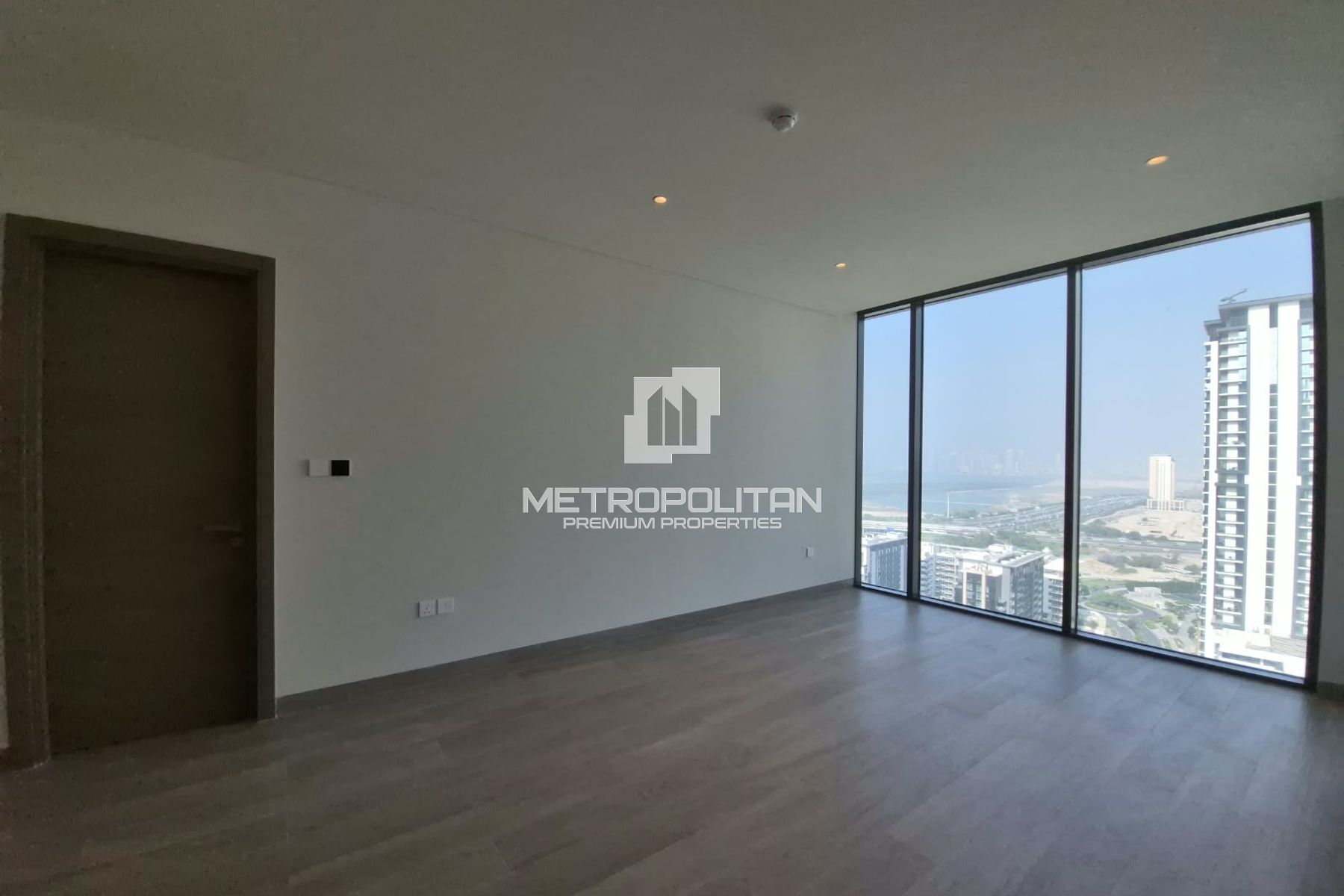 High Floor | Study Room | Fully Equipped Kitchen
