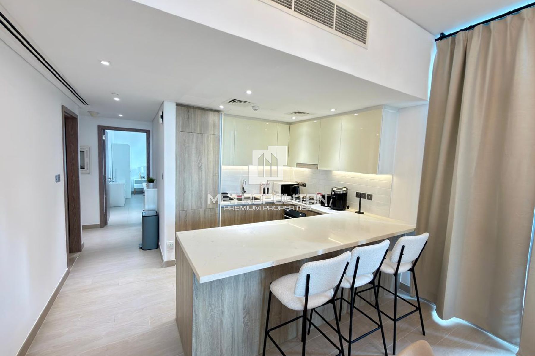 Fully Furnished | Vacant | Community View