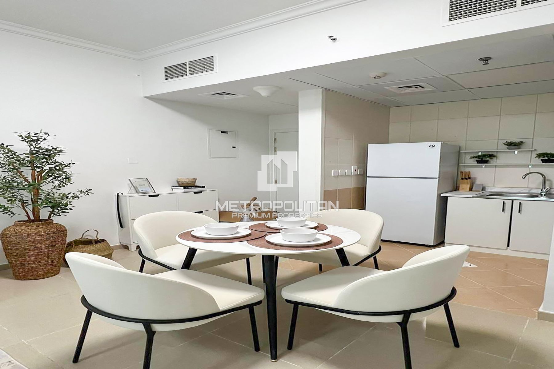 1BR Apartment for Rent in Lake City Tower, Jumeirah Lake Towers - MPR-11333