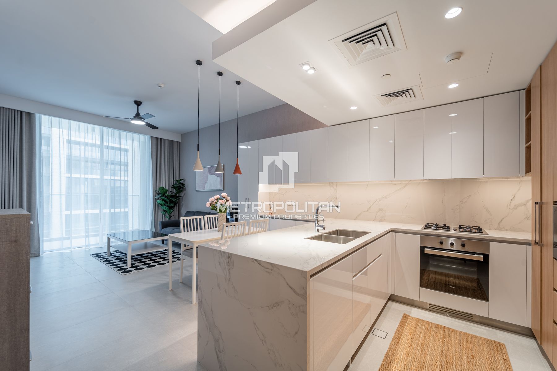 Brand New Apartment  | Modern Living | Pool View