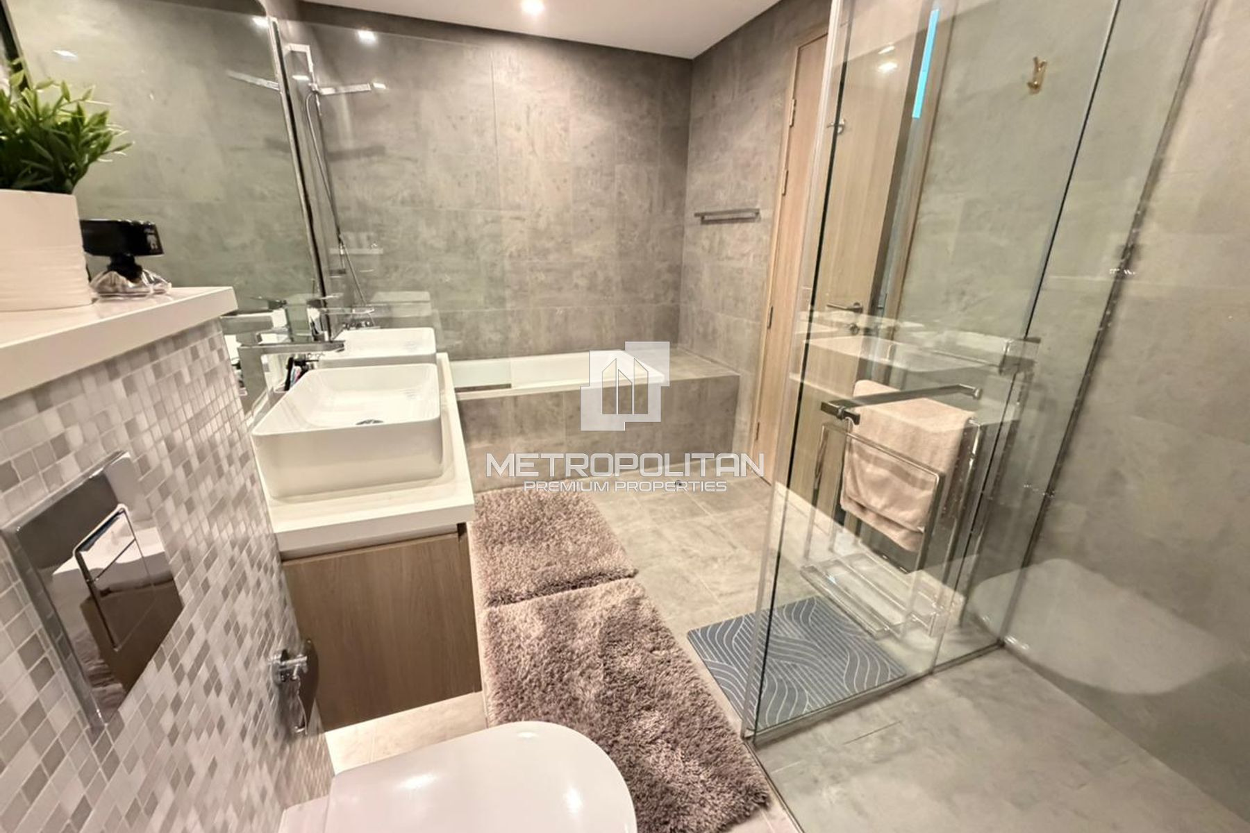 Fully Furnished| Ready Oct 30 | Marina & Sea Views